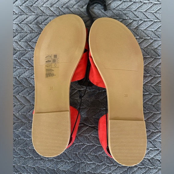New Sandals Divided by H&M - Picture 2 of 3